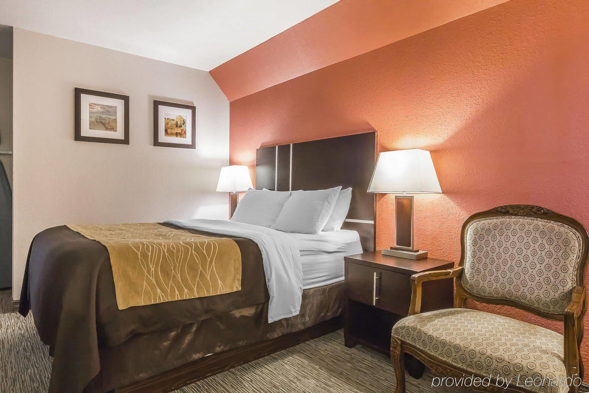 Comfort Inn & Suites Yorkton Bagian luar foto